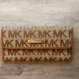 Tan Michael Kors Wallet